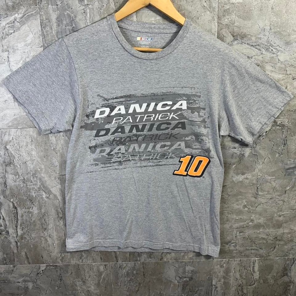 Vintage Grey NASCAR Danica Patrick t-shirt‎ Men's Medium #10  #NASCAR